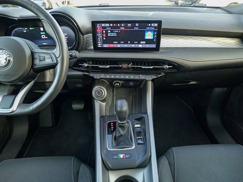 Used 2024 Alfa Romeo Tonale Ti w/ Active Assist Package image 42