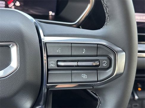 New 2026 GMC Canyon Elevation image 10