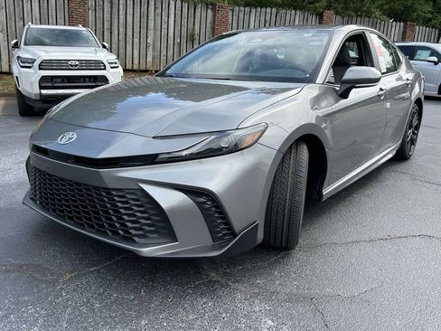 New 2026 Toyota Camry SE w/ Convenience Package FWD image 7