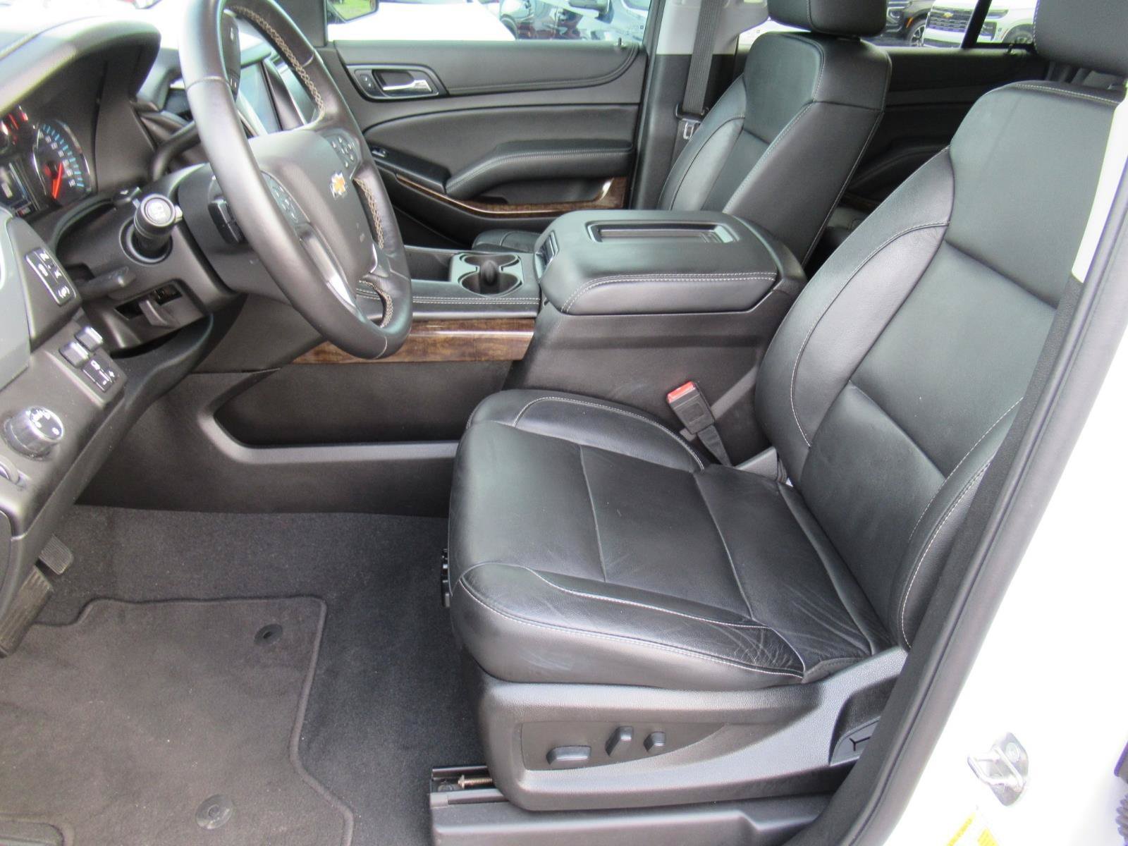 Used 2020 Chevrolet Tahoe LT w/ RST Edition RWD image 19