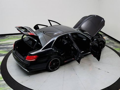 Used 2016 Mercedes-Benz E 63 AMG S-Model image 40