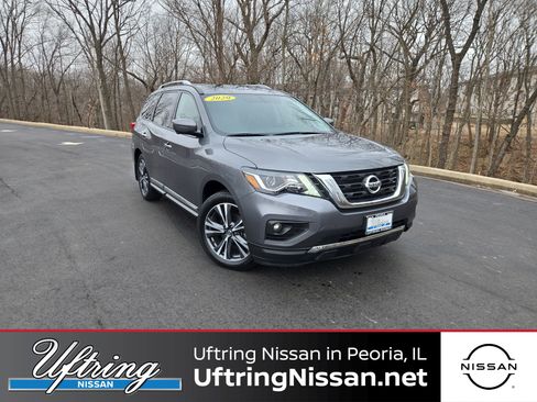 Used 2020 Nissan Pathfinder Platinum image 1