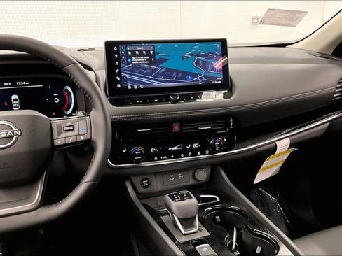 New 2025 Nissan Rogue SL AWD/4WD image 7