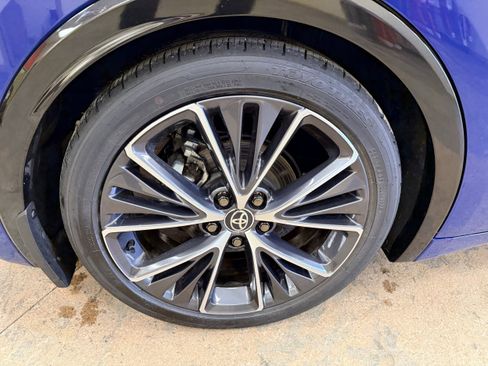 Used 2024 Toyota Prius Limited image 11