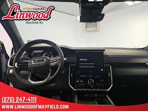 New 2026 GMC Acadia Denali w/ Super Cruise Package FWD image 17