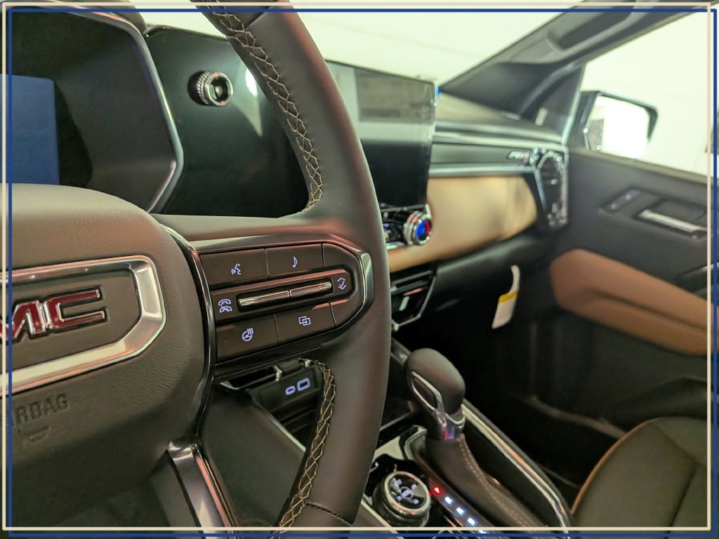 New 2026 GMC Canyon AT4 w/ Technology Plus Package AWD/4WD image 20