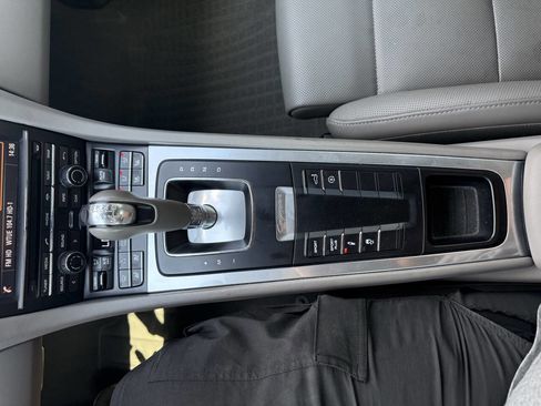 Used 2014 Porsche Cayman S image 20