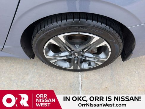Used 2021 Kia K5 EX image 9