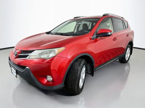 Used 2014 Toyota RAV4 XLE AWD/4WD image 3
