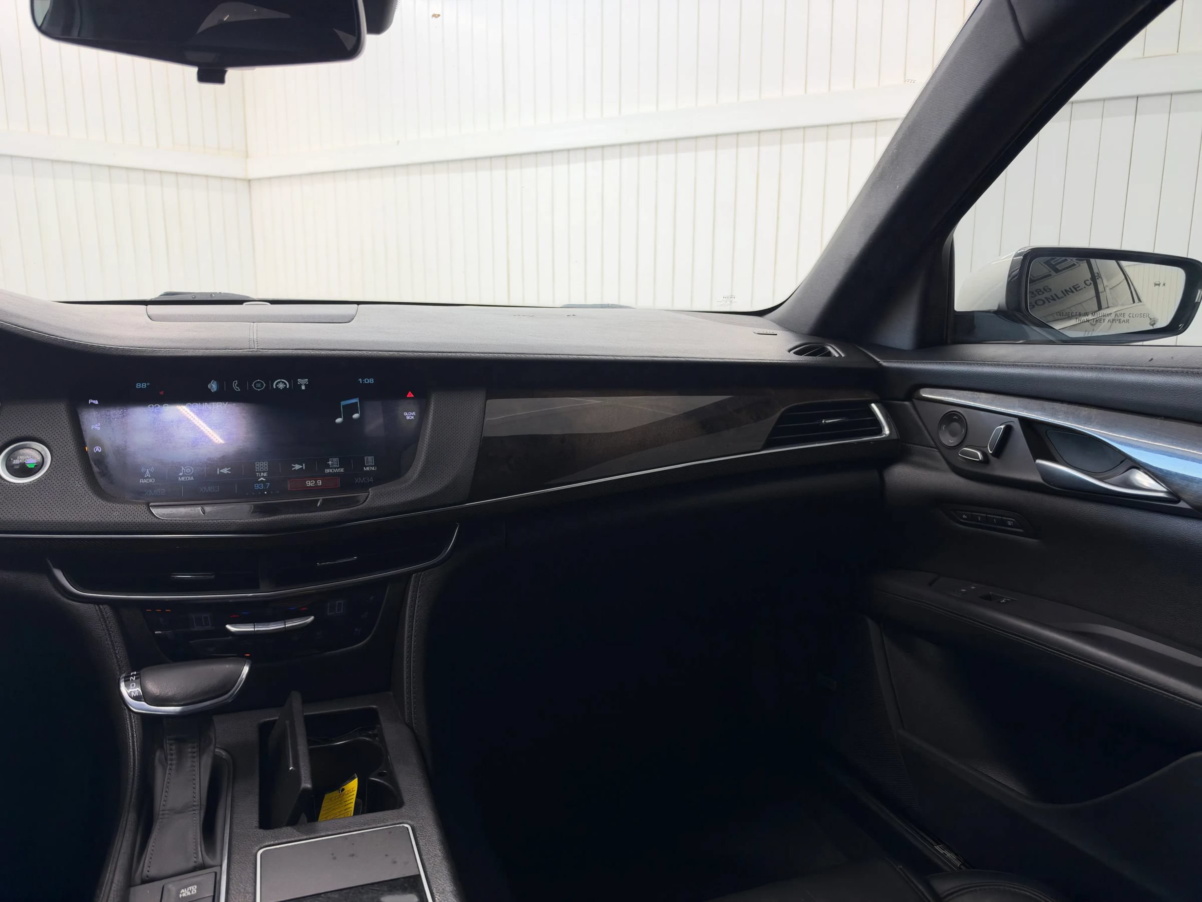 Used 2018 Cadillac CT6 Luxury AWD/4WD image 16