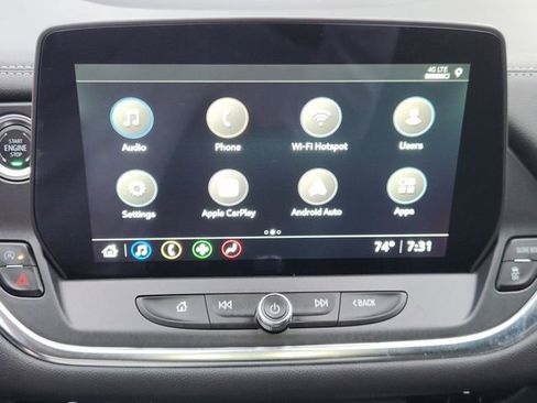 Used 2025 Chevrolet Blazer LT FWD image 12