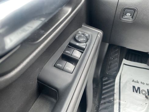 Used 2024 Chevrolet Silverado 1500 Custom Trail Boss w/ Dark Appearance Package image 43