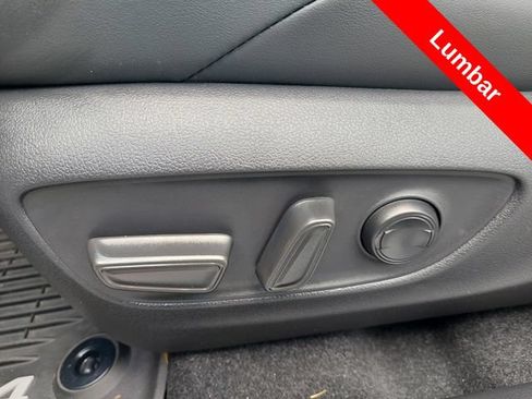 Used 2025 Toyota RAV4 XSE w/ Weather Package AWD/4WD image 21