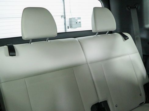 Used 2025 Hyundai Santa Fe SEL FWD image 29