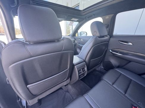 Used 2022 Cadillac XT4 Sport w/ Technology Package image 17