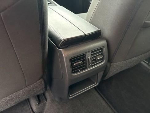 Certified 2023 Nissan Rogue S image 29