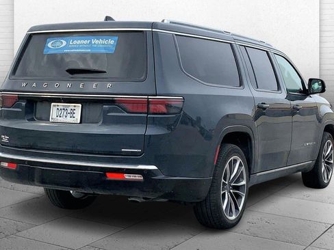 Used 2024 Jeep Wagoneer L Series III w/ Premium Group I image 6