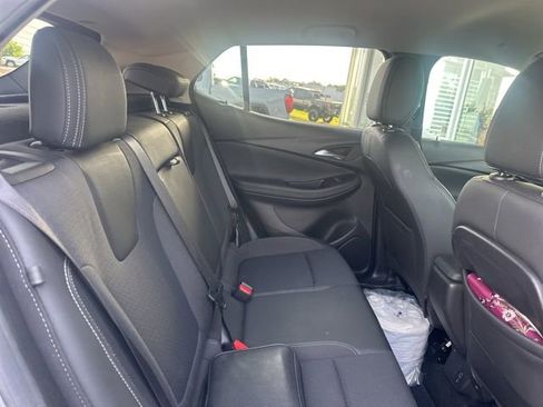 Used 2023 Buick Encore GX Select w/ Sport Touring Package image 20