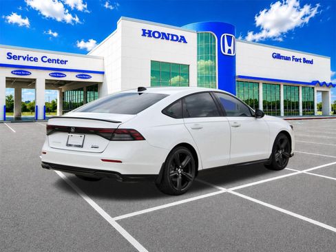 Used 2023 Honda Accord Sport image 7