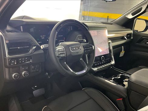 Used 2026 GMC Yukon Elevation w/ Elevation Premium Package image 32