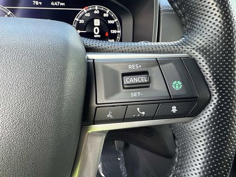 Used 2025 Mitsubishi Outlander SEL image 32