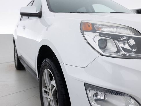 Used 2016 Chevrolet Equinox LTZ w/ Enhanced Convenience Package FWD image 11