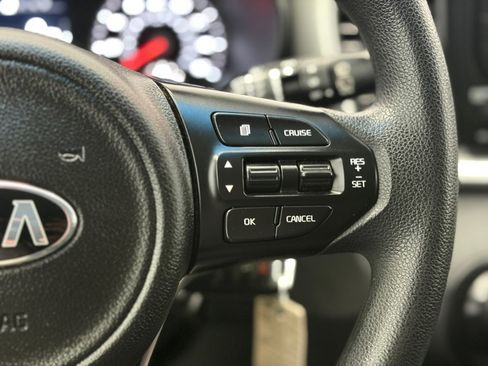 Used 2017 Kia Sorento AWD image 22