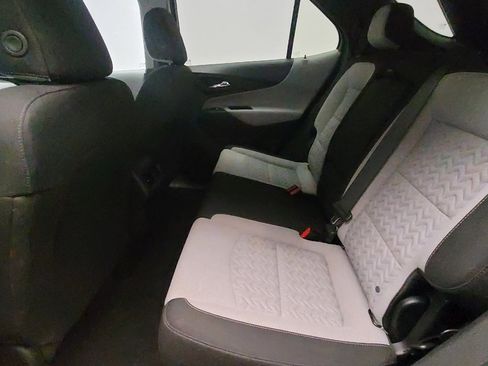 Used 2024 Chevrolet Equinox LT image 18