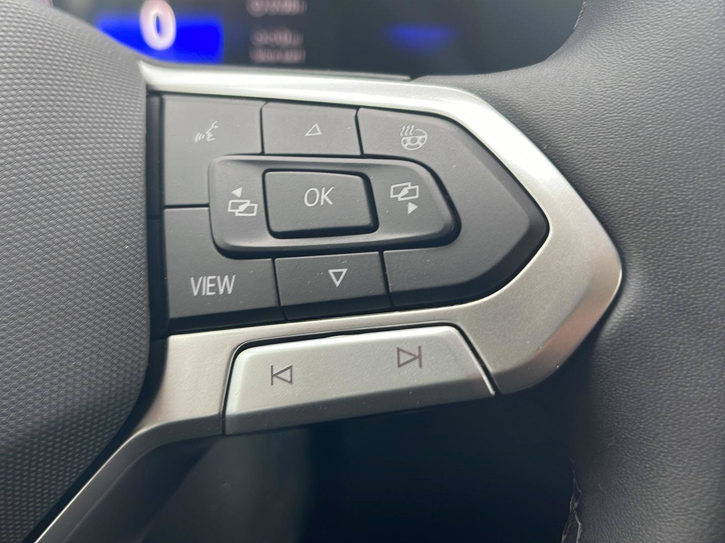 New 2026 Volkswagen Taos SE AWD/4WD image 28
