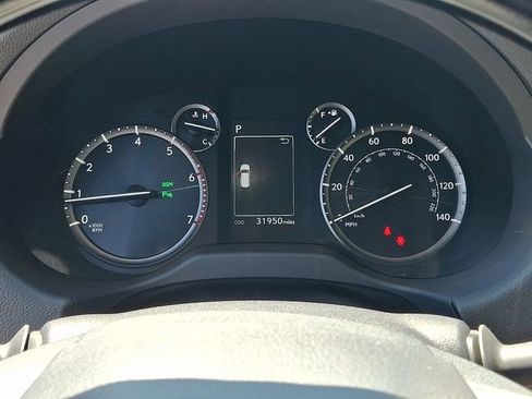 Used 2023 Lexus GX 460 Premium w/ Premium Package image 18