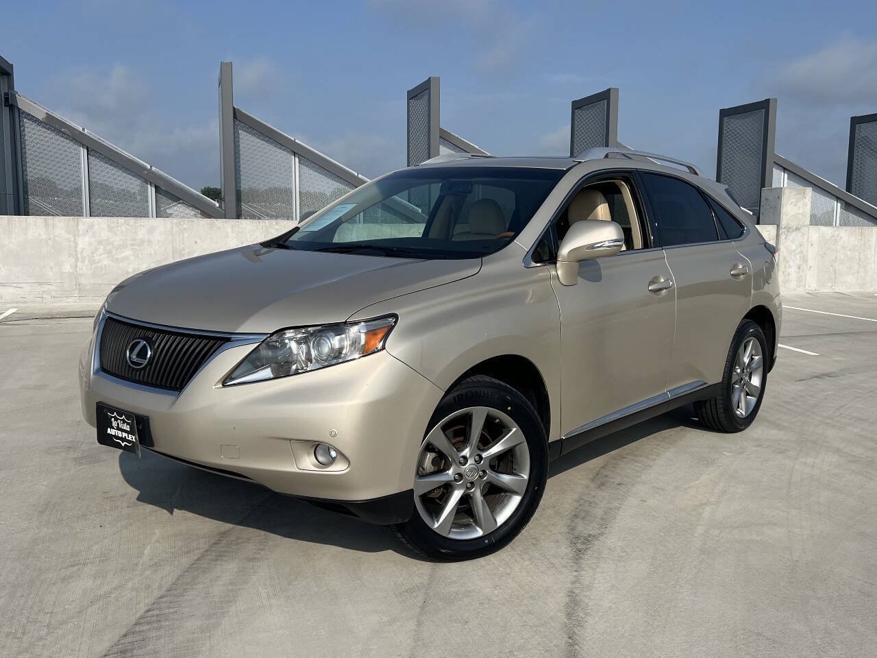 Used 2012 Lexus RX 350 AWD w/ Premium Pkg image 2