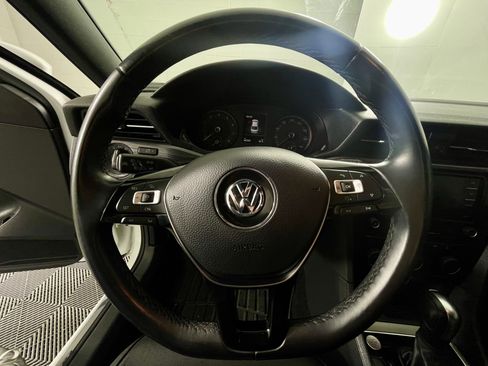 Used 2022 Volkswagen Passat 2.0T R-Line image 17