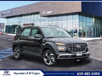 New 2025 Hyundai Venue SEL video 1