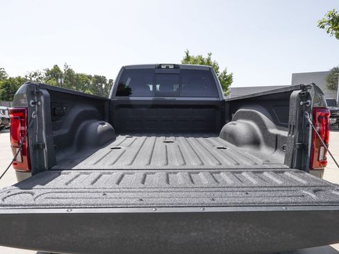 Used 2026 RAM 3500 Limited AWD/4WD image 5