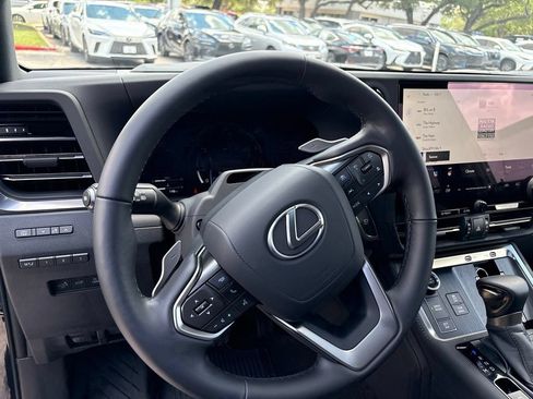 Certified 2026 Lexus GX 550 w/ Accessory Package (2T) AWD/4WD image 14