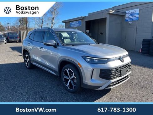 New 2026 Volkswagen Tiguan SE image 5
