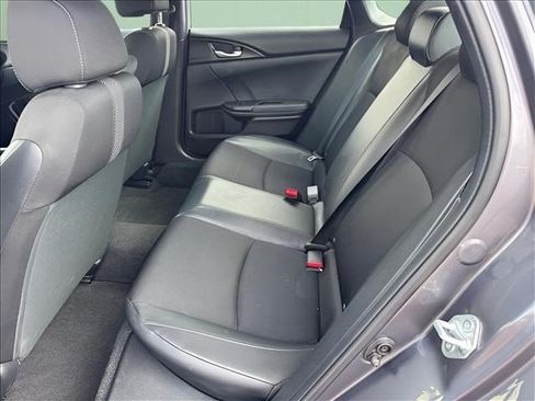 Used 2021 Honda Civic Sport image 10