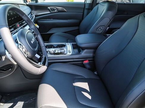 New 2026 Kia Carnival SX Prestige image 16