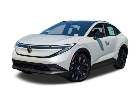 New 2026 Nissan Leaf Platinum+ w/ Cargo Package (Platinum+) FWD image 1