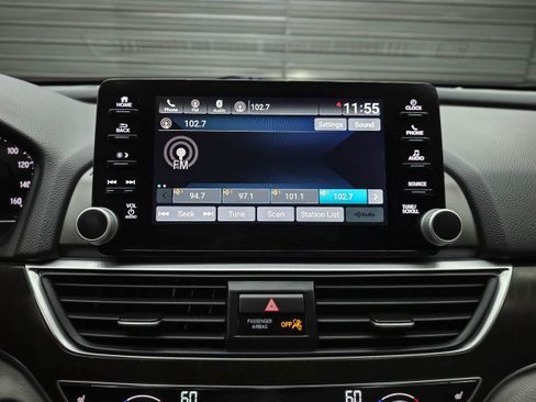 Used 2020 Honda Accord EX image 26