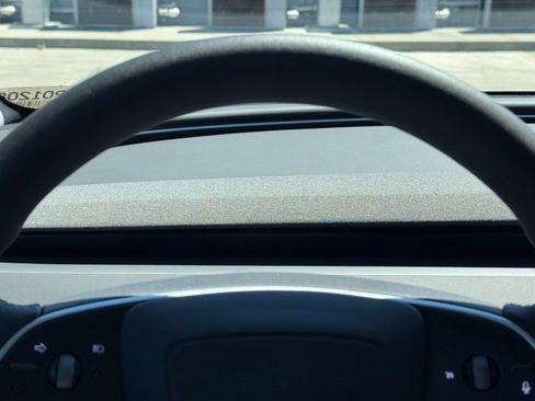 Used 2024 Tesla Model 3 Standard Range RWD image 12