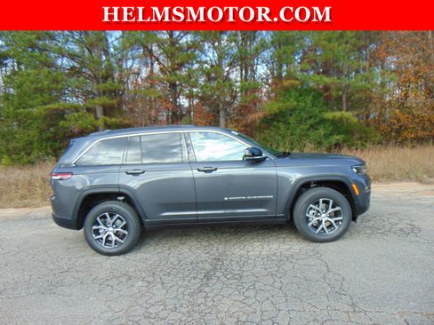 New 2025 Jeep Grand Cherokee Limited image 11