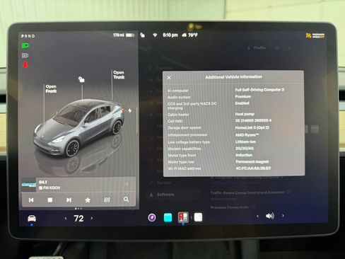 Used 2022 Tesla Model Y Performance AWD/4WD image 23