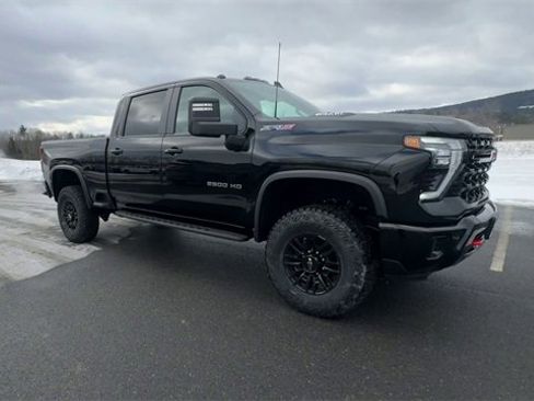 New 2026 Chevrolet Silverado 2500 ZR2 image 2