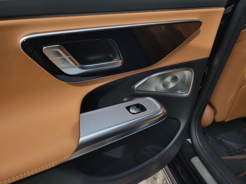 New 2026 Mercedes-Benz E 450 4MATIC Sedan image 12