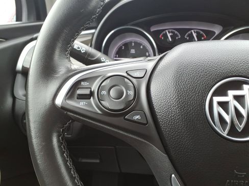 Used 2020 Buick Envision Preferred AWD/4WD image 19