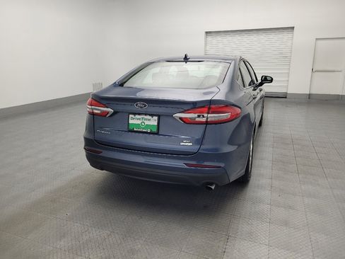 Used 2019 Ford Fusion SE image 7