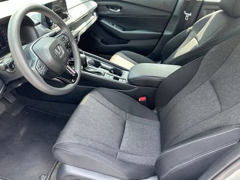 Used 2024 Honda Accord EX image 5
