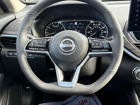 New 2025 Nissan Altima 2.5 SL image 23