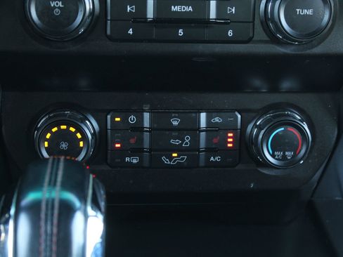 Used 2019 Ford F150 XLT w/ Equipment Group 302A Luxury image 17